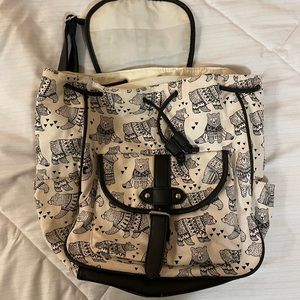 Claire’s cinch top backpack bear pattern in cream/black